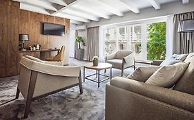 Nomad Luxury Suites